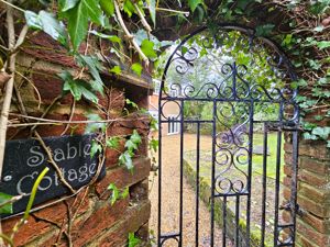 Photo 30- click for photo gallery